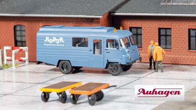 Auhagen Fahrzeugmodell Robur LD3000 Halbbus Robur-Service TT 1:120