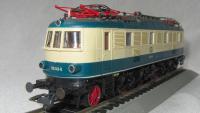 Roco DB 118 049-6 in beige-türkis Modelleisenbahn-Lokomotive H0