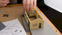 PIKO Gebäude-Bausatz Hobby Güterumschlag Set Güterschuppen