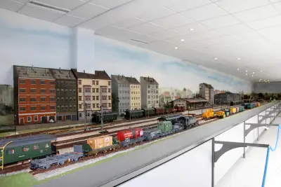 Automobilmuseum EFA mobile Zeiten Amerang Modelleisenbahn in Spur II Stadt