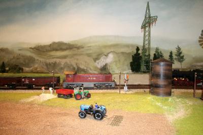 Automobilmuseum EFA mobile Zeiten Amerang Modelleisenbahn in Spur II Traktoren