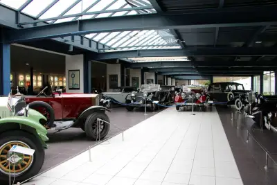 Automobilmuseum EFA Mobile Zeiten in Amerang, Oldtimer Halle