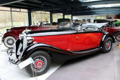 Automobilmuseum EFA Mobile Zeiten in Amerang, Oldtimer Cabrio