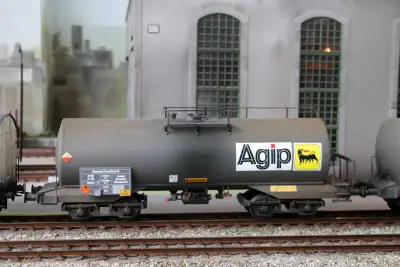 Automobilmuseum EFA mobile Zeiten Amerang Modelleisenbahn in Spur II Agip Kesselwagen