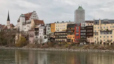 Wasserburg am Inn Innufer Altstadt Burg Fluss