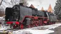 Schnellzug-Dampflokomotive 01 066 mit einem Sonderzug in Freilassing