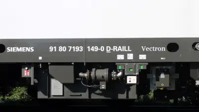Lok-Identifikation mit der UIC-Nummer: 91 80 7193 149-0 D-RAILL Vectron