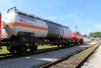 DB Netz Notfalltechnik Ausbildungszug Gefahrgut Freilassing zwei Kesselwagen Armaturenwagen
