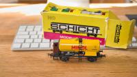 SCHICHT Modelleisenbahn Waggon Wagen Modellbahn Kesselwagen MINOL