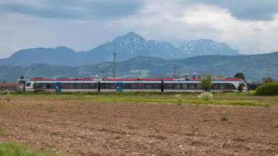 Bayerische Regiobahn Haltestelle Freilassing Hofham