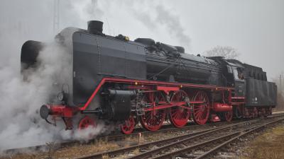 Dampflokomotive 01 066 Sonderzug Christkindlmarkt Bahnhof Freilassing