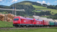 ÖBB 2016 046 und ÖBB 2016 047 Diesellokomotiven Hercules
