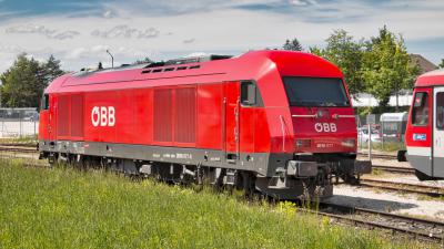 ÖBB 2016 077 dieselelektrische Lokomotive Freilassing