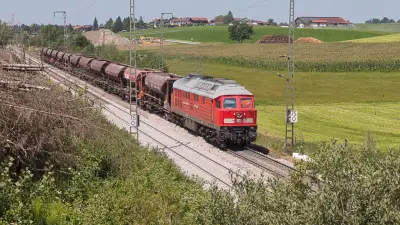 Diesellokomotive SEL 234 242-6 Güterzug bei Strass