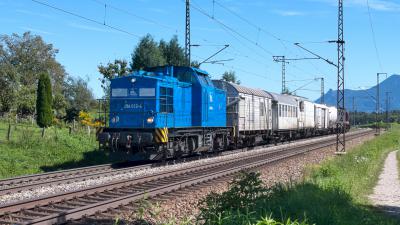 Diesellok PRESS 204 012-4 mit dem Unkrautvernichtungszug Blümchentod