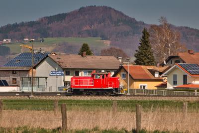 Diesellokomotive DB 363 706-3 DB V 60 Haltestelle Freilassing Hofham