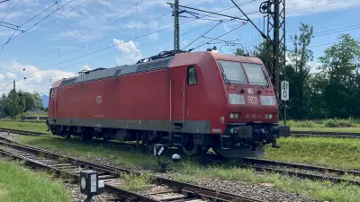 Elektrolokomotive Bombardier TRAXX DB 185 083-3 am ehemaligen Betriebswerk Freilassing