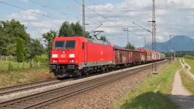 Elektrolokomotive DB 185 252-4 Güterzug Niederstrass