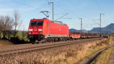 Elektrolokomotive DB 185 348-0 Güterzug Niederstrass