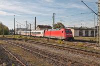 Elektrolok 101 077 mit einem Intercity in Freilassing