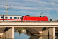 DB 101 096 auf der Saalach-Brücke