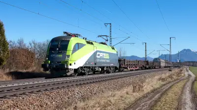 Elektrolokomotive CAT Taurus 1016 036 Güterzug Niederstrass