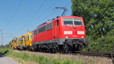 Elektrolokomotive SMARTRAIL 111 094 Bundesbahn-Klassiker Bauzug