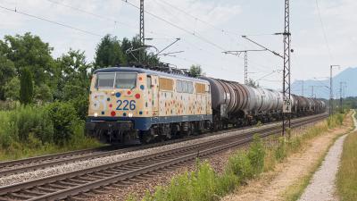 Elektrolokomotive SMART RAIL 111 226 Kesselzug Niederstrass