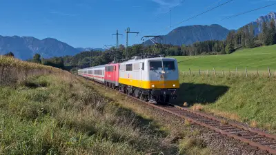 Elektrolokomotive DB 111 095-6 DB 111 189-7 Königssee Hammerau