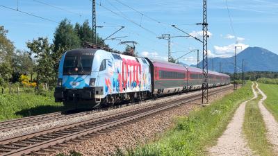 Elektrolokomotive ÖBB Taurus 1116 241 OTTO Railjet Niederstrass