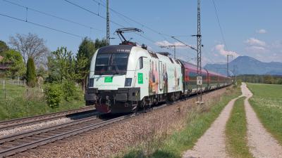ÖBB Elektrolokomotive Taurus 1116 231 Werbelok Bio