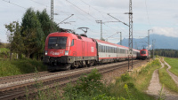 Elektrolokomotiven ÖBB Taurus 1116 166 und 1116 277