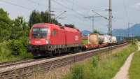 Elektrolok ÖBB Taurus 1116 128 Güterzug Niederstrass