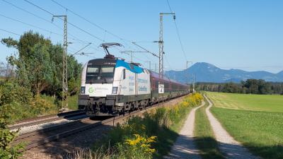 Elektrolokomotive ÖBB Taurus 1116 229 Railjet Niederstrass