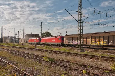 Zwei Taurus der ÖBB in Freilassing