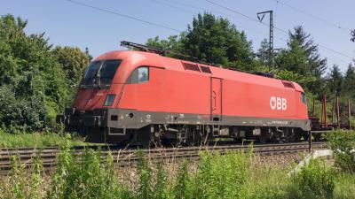 ÖBB SIEMENS Taurus 1116 050 Güterzug Freilassing