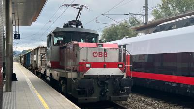Elektrolokomotive Rangierlokomotive ÖBB 1163 011 in Salzburg