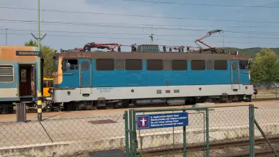 Elektrolokomotive MÁV V43 Szili H-Start Balatonfüred Ungarn Bahnsteig