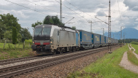 Elektrolokomotive RAILPOOL Vectron 6193 127 Niederstrass