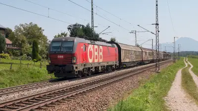 Elektrolokomotive ÖBB Vectron 1293 044 Niederstrass