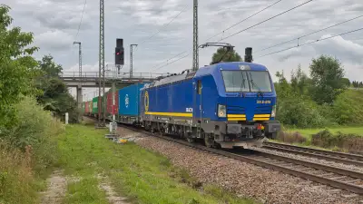 Elektrolokomotive BEACON Vectron X4 E-878 Niederstrass