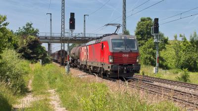 Elektrolokomotive ÖBB Vectron 1293 040 Niederstrass