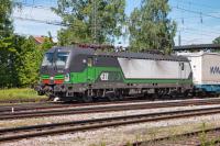 ELL SIEMENS Vectron 193 745 mit einem Güterzug in Freilassing