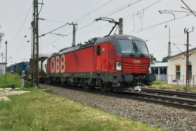 ÖBB Siemens Vectron 1293 036 an der Lokwelt Freilassing
