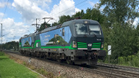 Elektrolokomotiven ELL 193 246 und ELL 193 243 in Freilassing