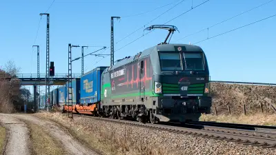Elektrolokomotive Vectron ELL TX Logistik 193 266 bei Niederstrass