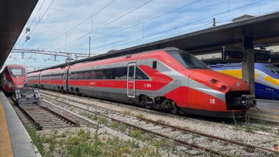 ETR 700 am Bahnhof Venedig Venezia Santa Lucia