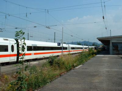 DB ICE 1 401 056-7 'Freilassing' am Bahnhof Freilassing, Zug-Taufe
