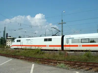 DB Deutsche Bahn ICE 1 401 056-7 Bahnhof Freilassing
