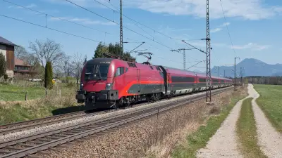 ÖBB Railjet SIEMENS Taurus 1116 228 Niederstrass